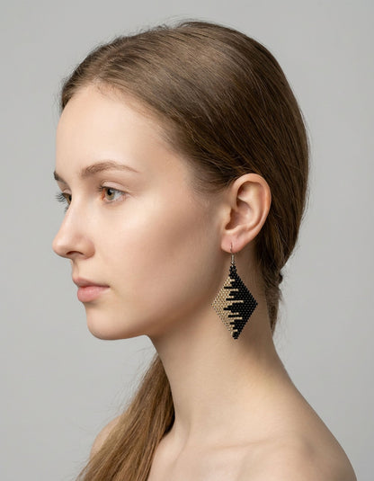 Black & Silver Monochrome Waves Diamond Shaped Beaded Earrings